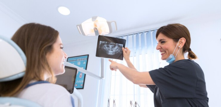 Comment la radiographie panoramique dentaire améliore-t-elle le diagnostic et le traitement bucco-dentaires ?